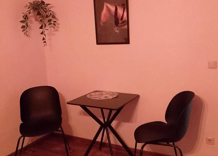 Habitación en casa particular Helles Doppelzimmer Im Untergeschoss Mit Bad Im Grünen Nahe Potsdam